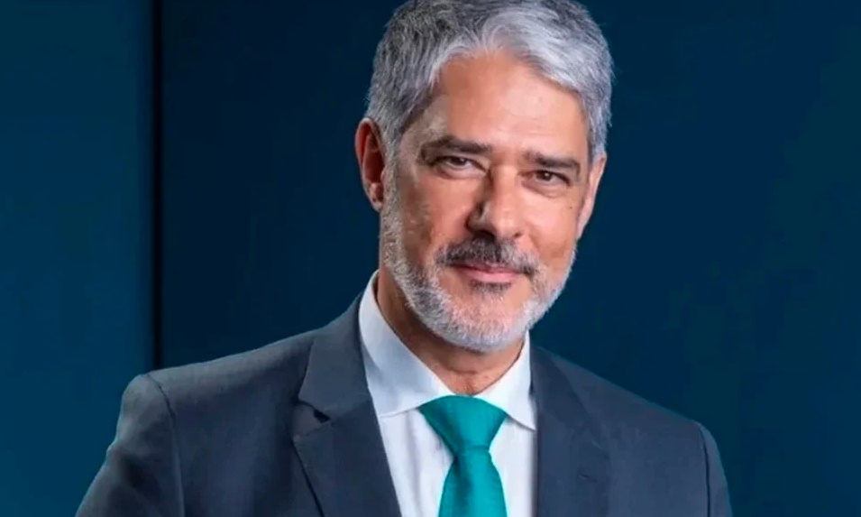 William Bonner anuncia namoro com… Ver mais