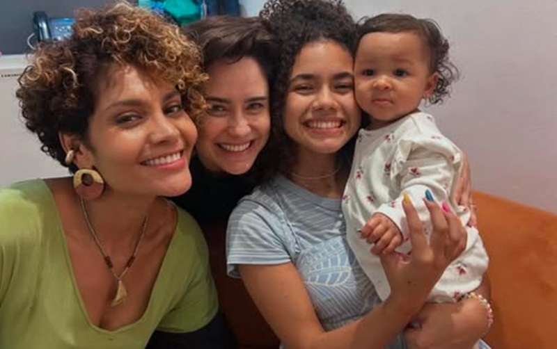 A bebê que interpreta filha de Joélly em Três Graças na verdade é filha da…Ver mais